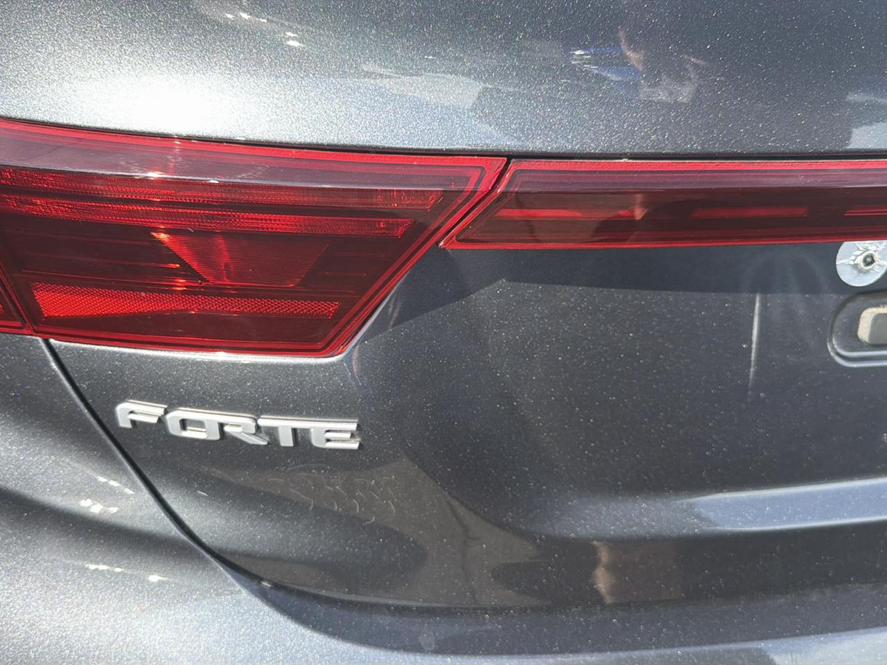 Kia Forte LXS IVT 2023