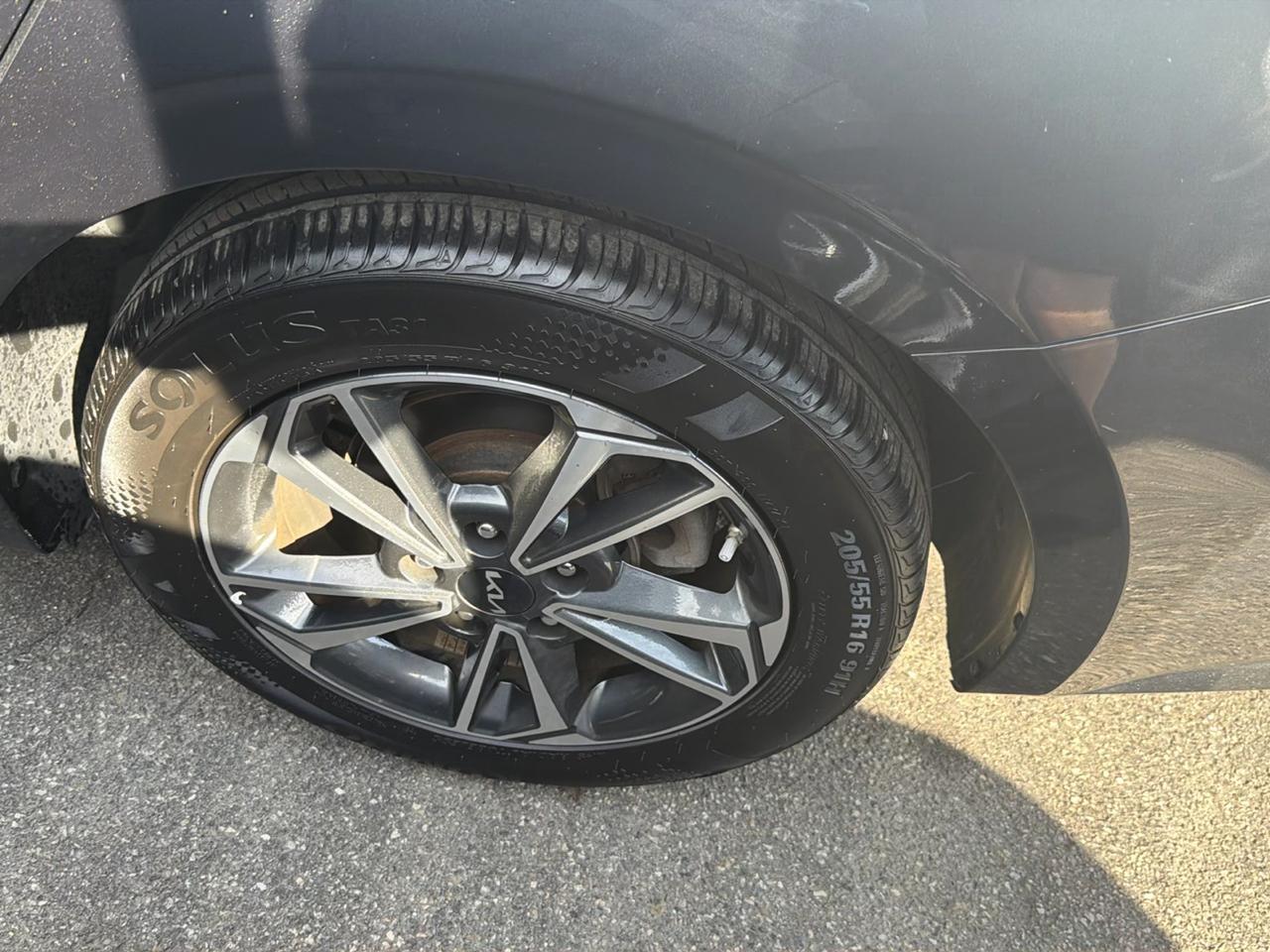 Kia Forte LXS IVT 2023