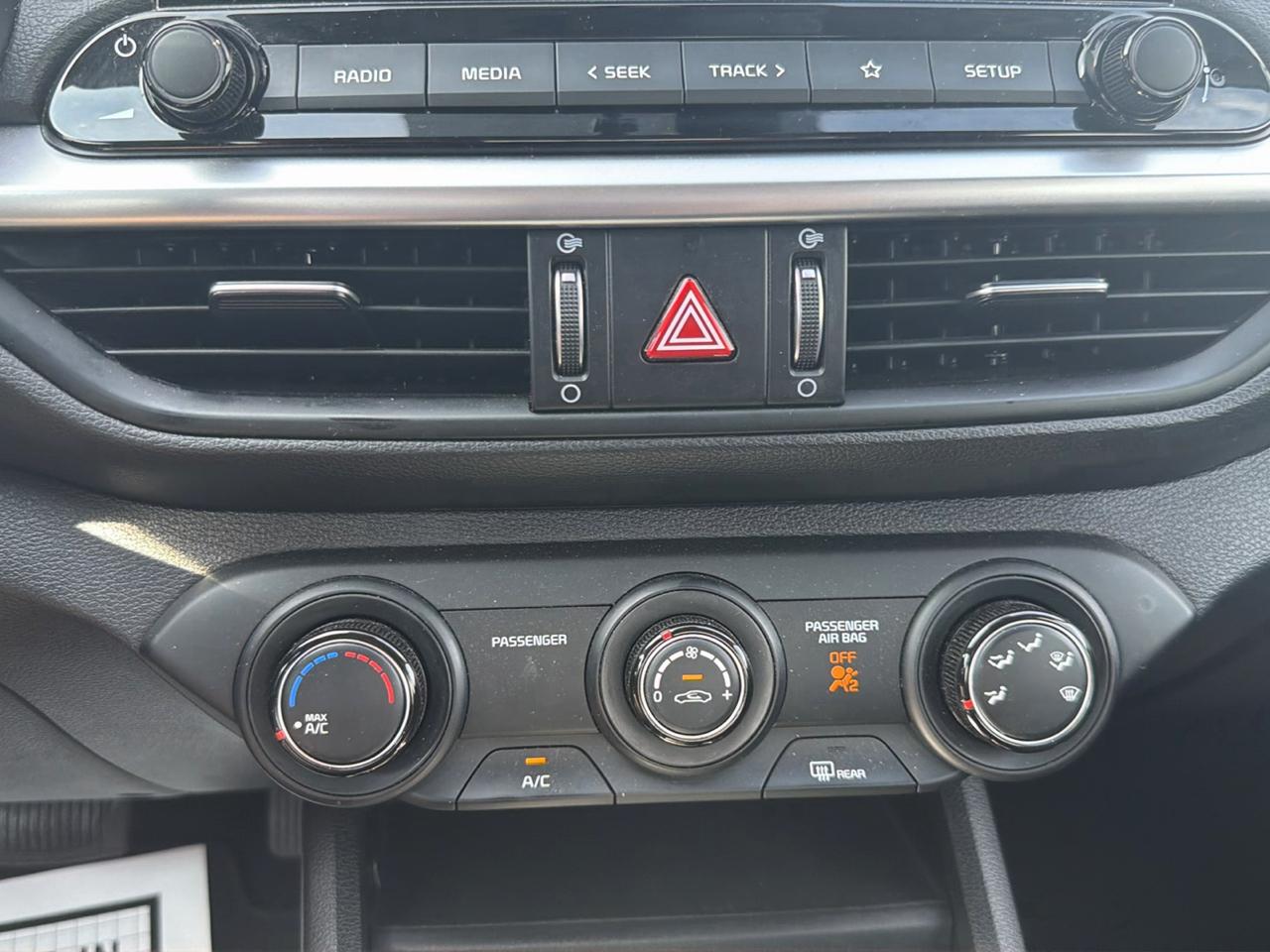 Kia Forte LXS IVT 2023