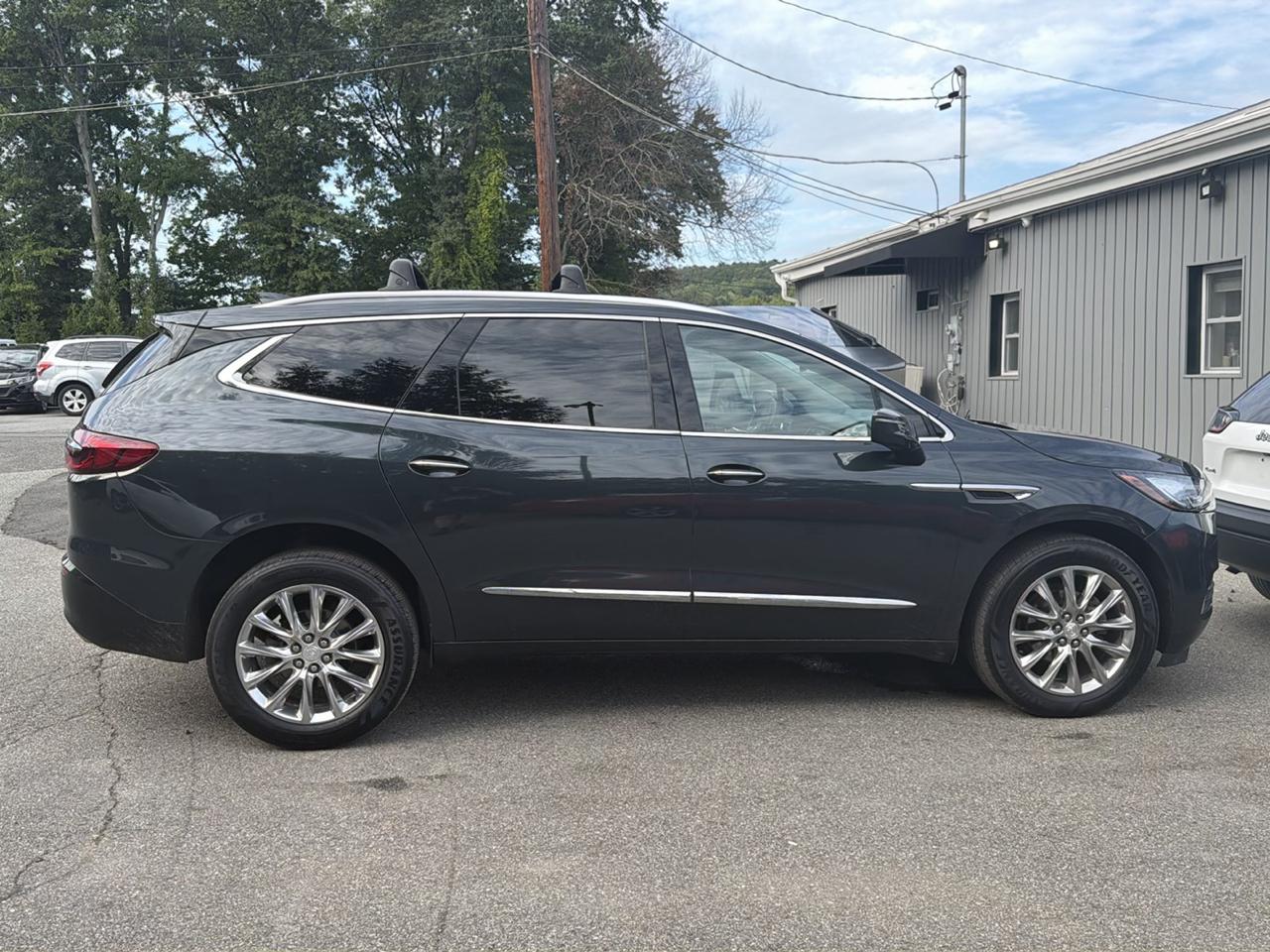 Buick Enclave AWD 4dr Premium 2020