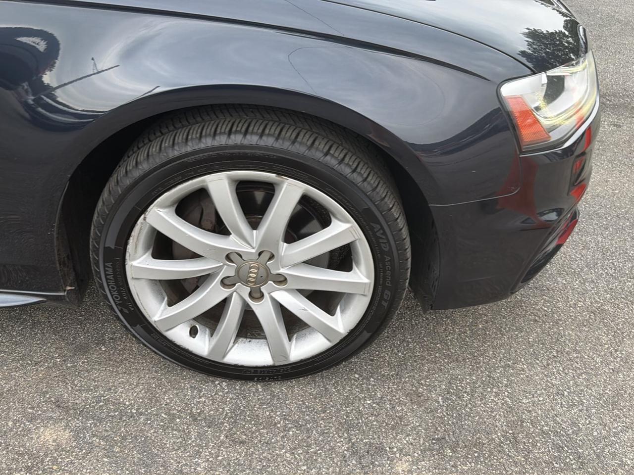 Audi A4 4dr Sdn Auto quattro 2.0T Premium 2014