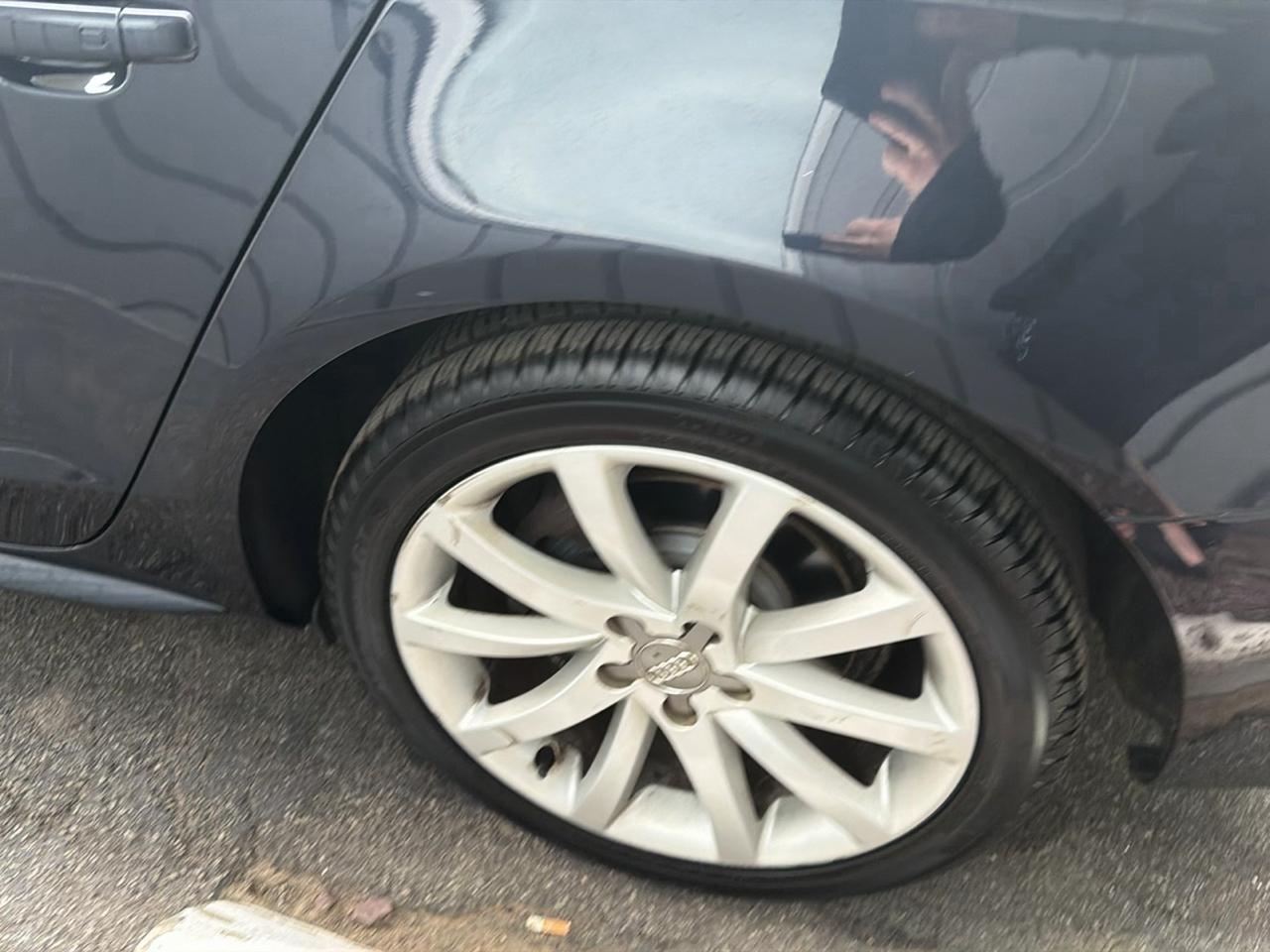 Audi A4 4dr Sdn Auto quattro 2.0T Premium 2014