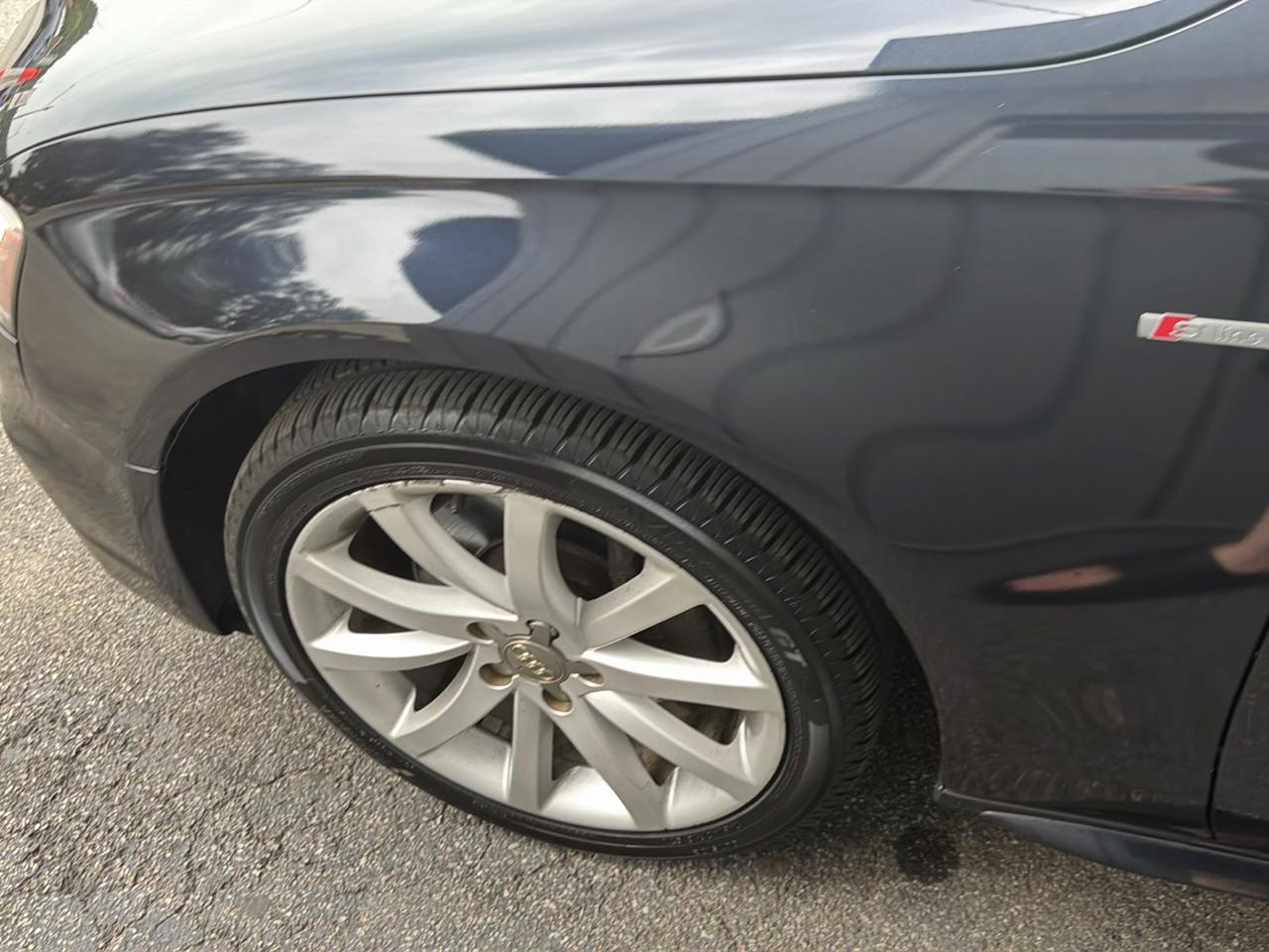 Audi A4 4dr Sdn Auto quattro 2.0T Premium 2014