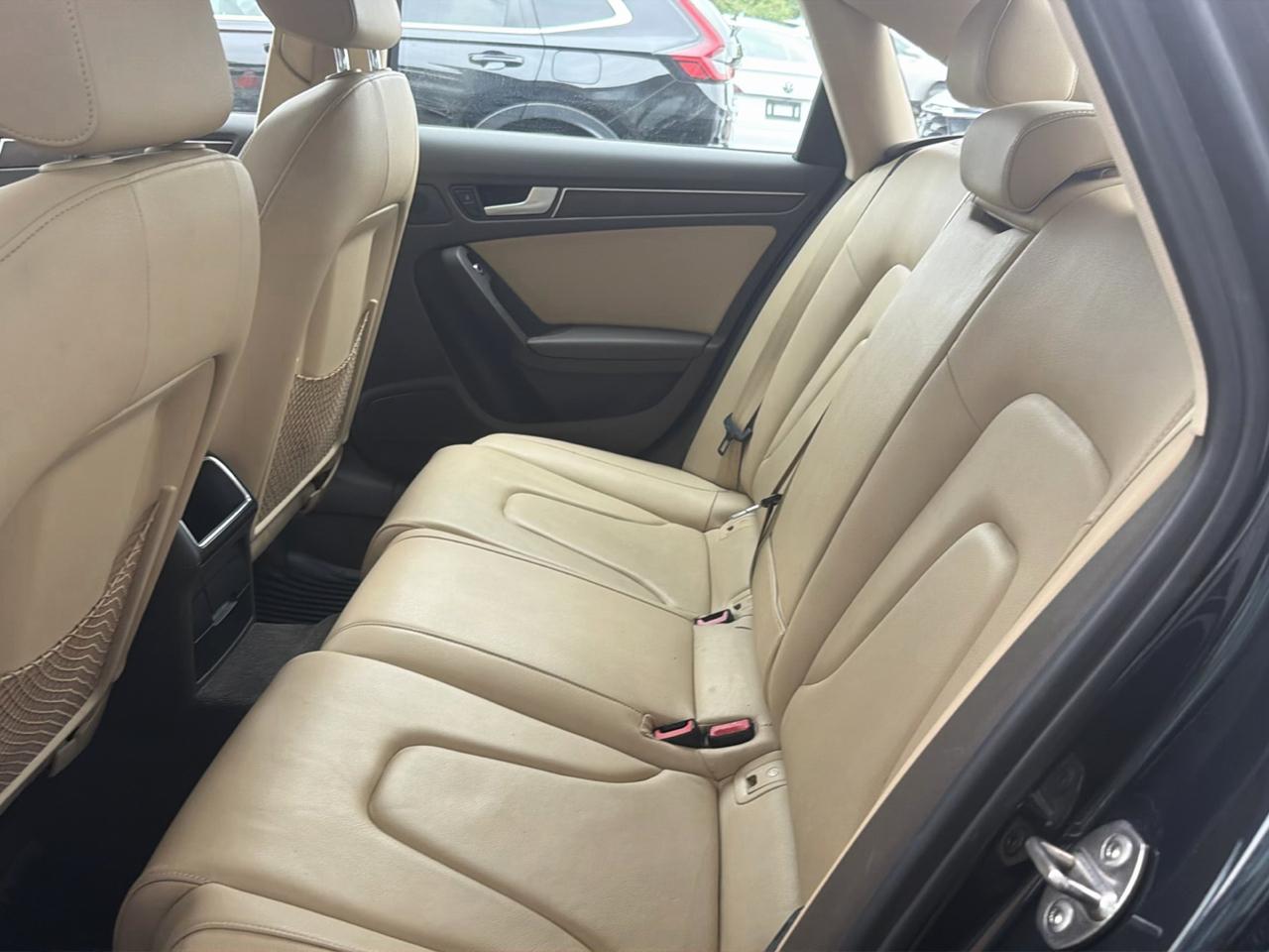 Audi A4 4dr Sdn Auto quattro 2.0T Premium 2014