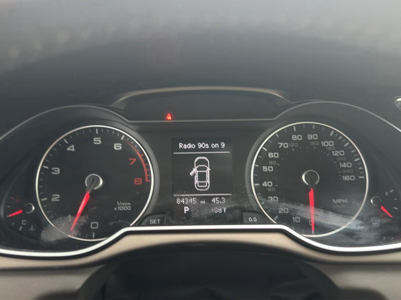 Audi A4 4dr Sdn Auto quattro 2.0T Premium 2014