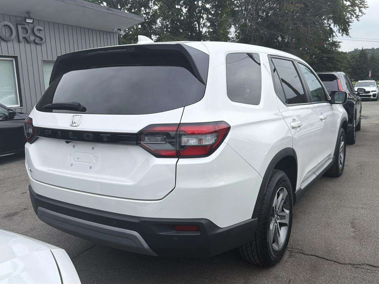 Honda Pilot EX-L 7 Passenger AWD 2024