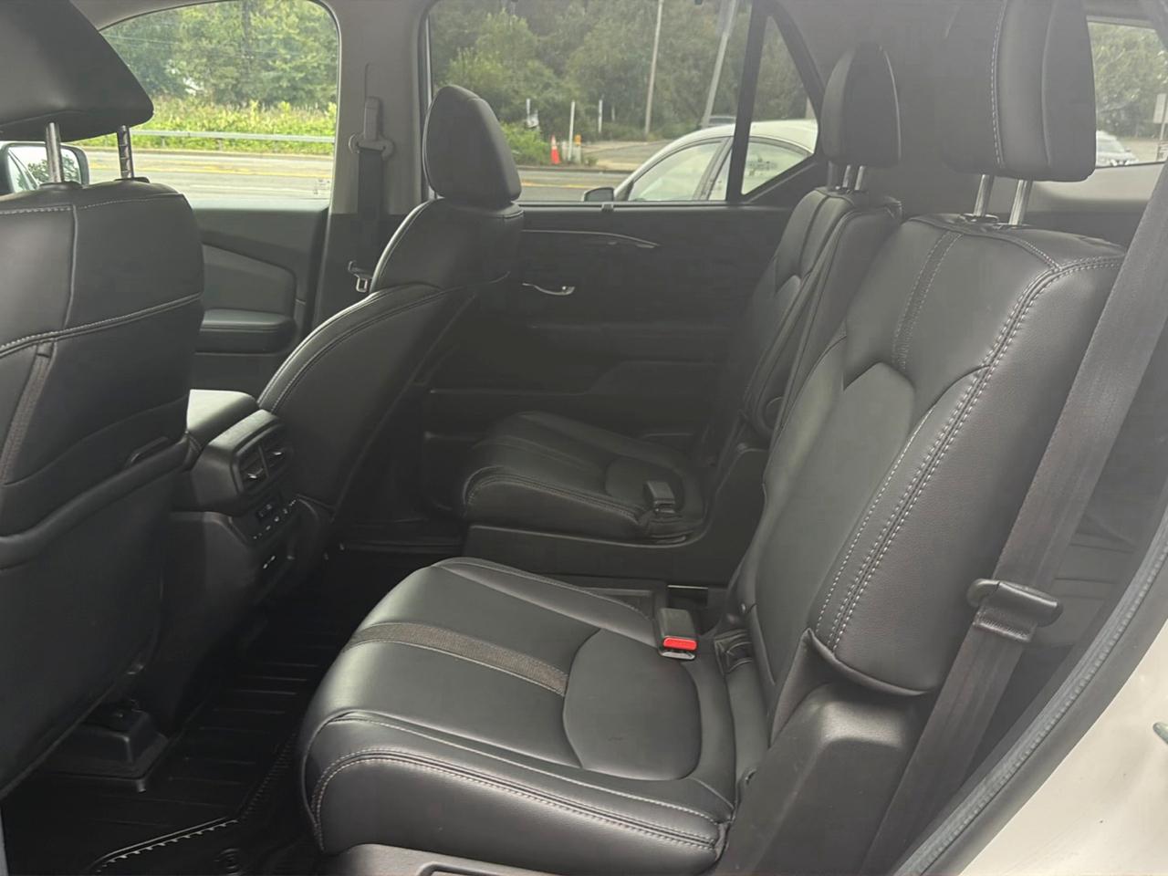 Honda Pilot EX-L 7 Passenger AWD 2024