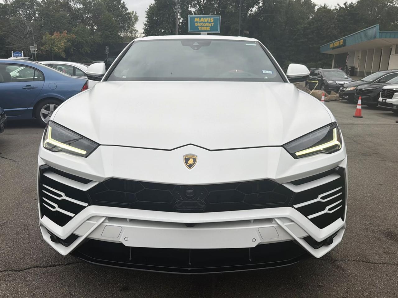 Lamborghini Urus AWD 2022