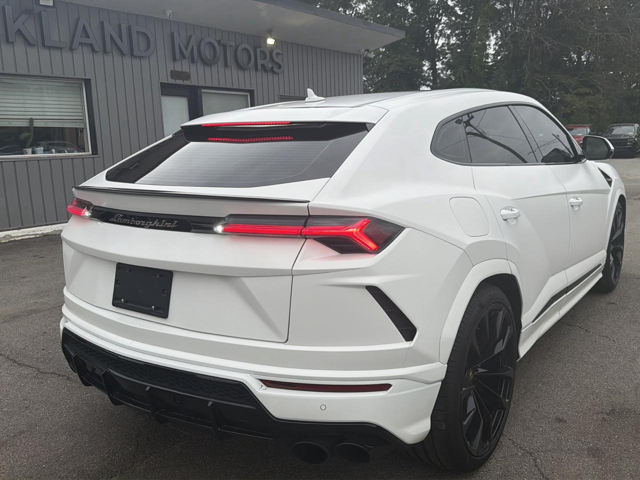 Lamborghini Urus AWD 2022