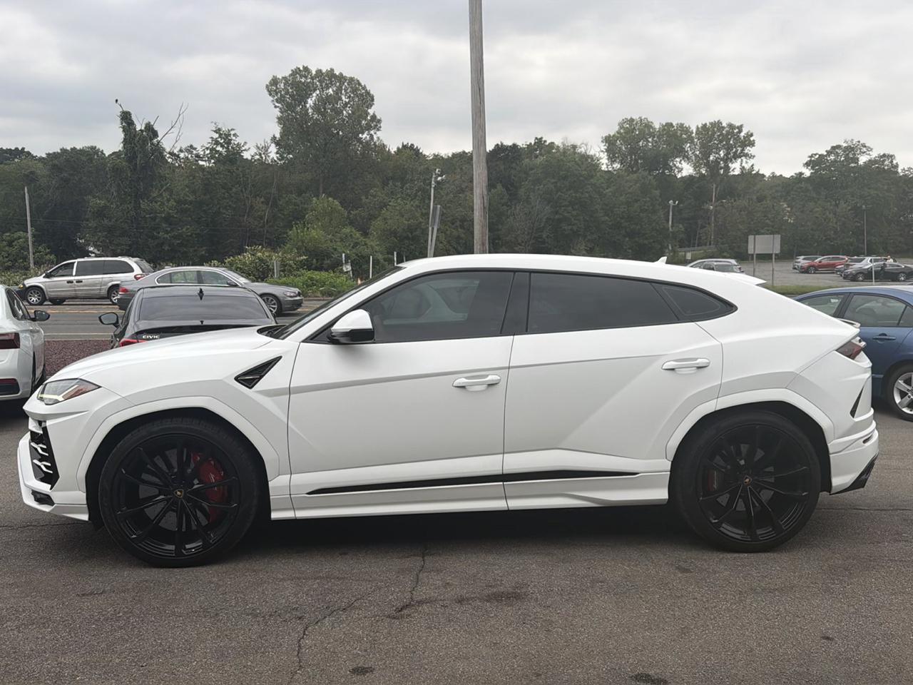 Lamborghini Urus AWD 2022