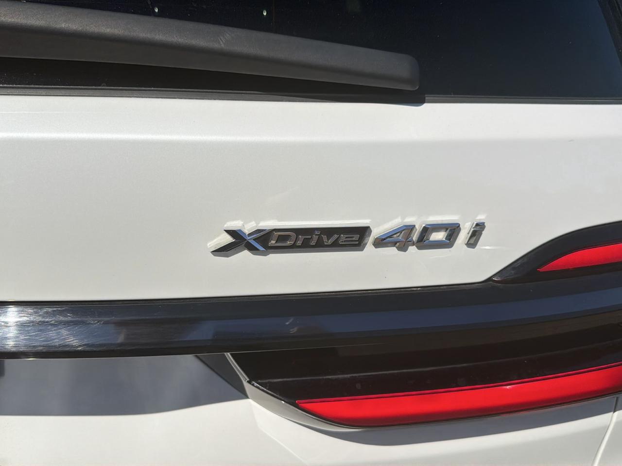 BMW X7 xDrive40i Sports Activity Vehicle 2024