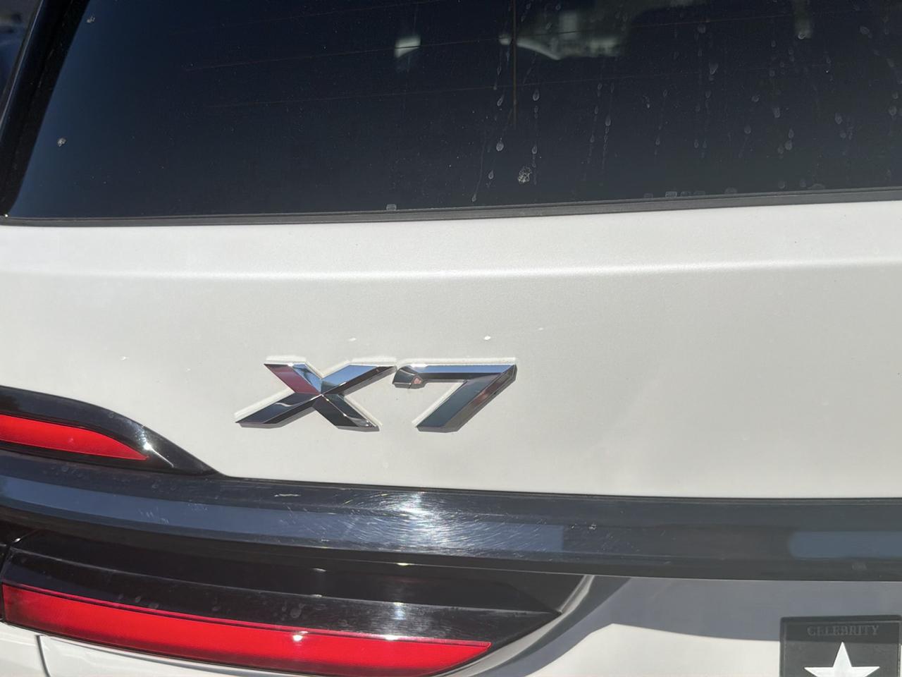 BMW X7 xDrive40i Sports Activity Vehicle 2024
