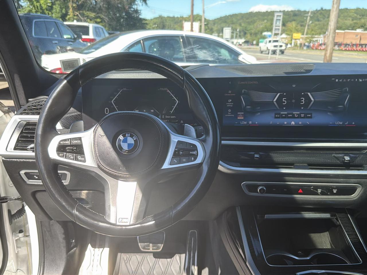 BMW X7 xDrive40i Sports Activity Vehicle 2024