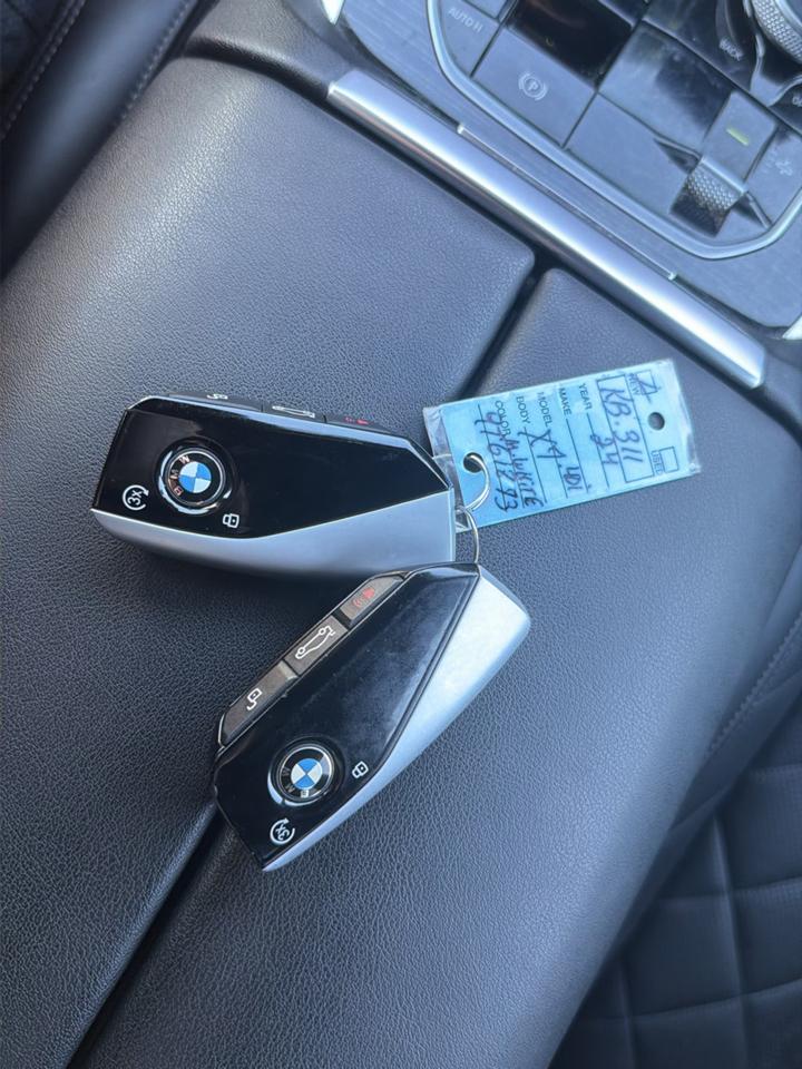 BMW X7 xDrive40i Sports Activity Vehicle 2024