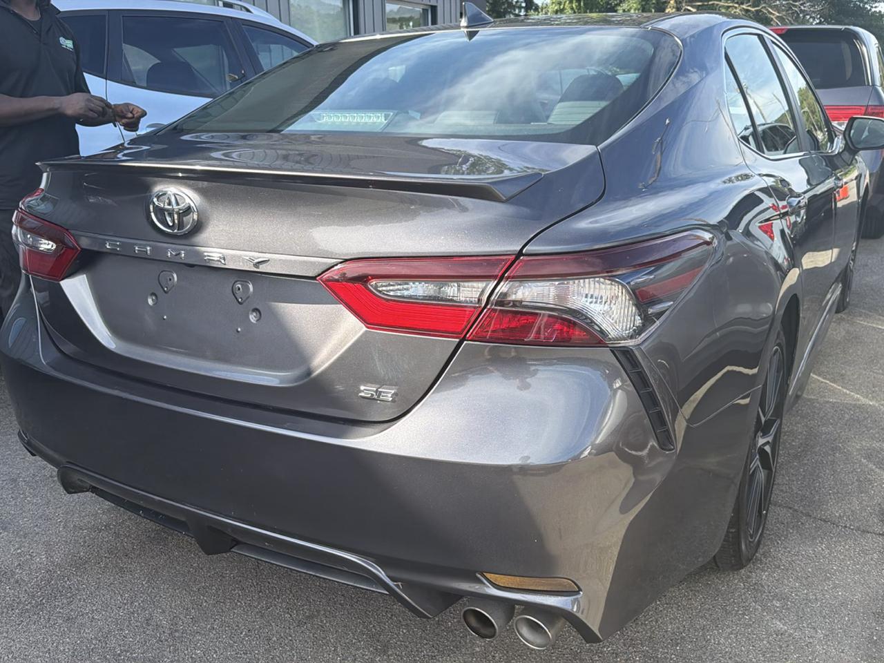 Toyota Camry SE Auto (Natl) 2024