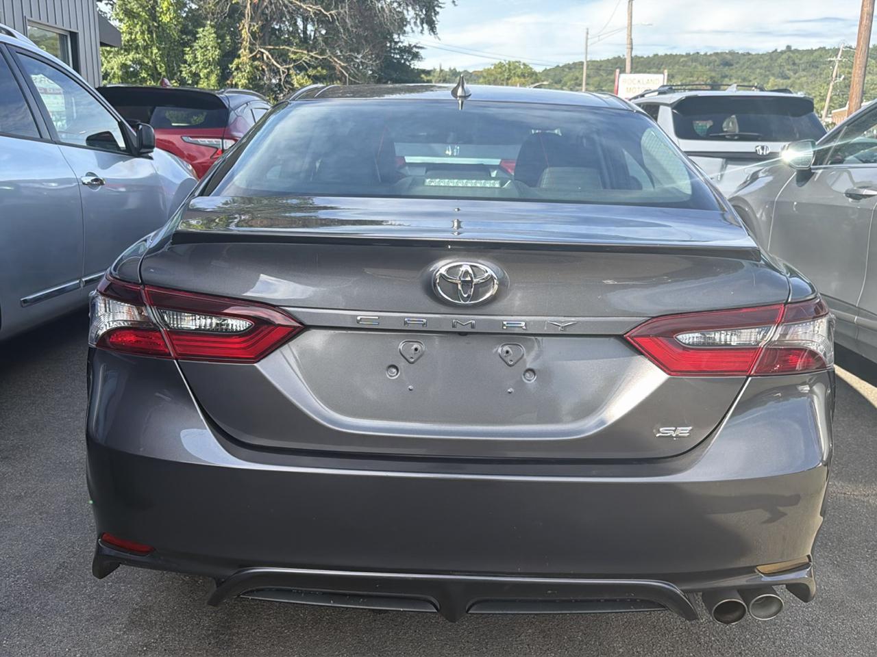 Toyota Camry SE Auto (Natl) 2024