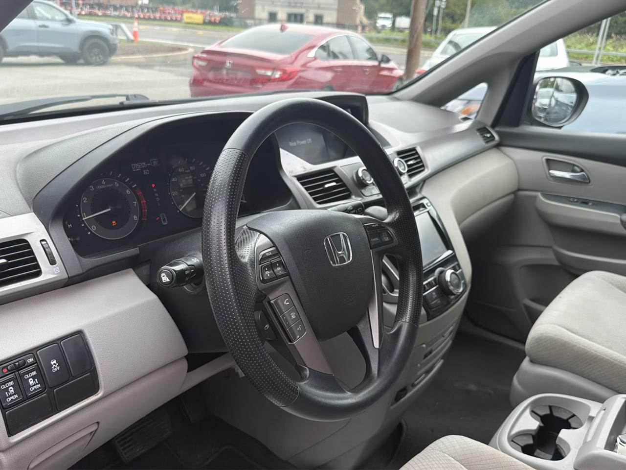 Honda Odyssey SE Auto 2017