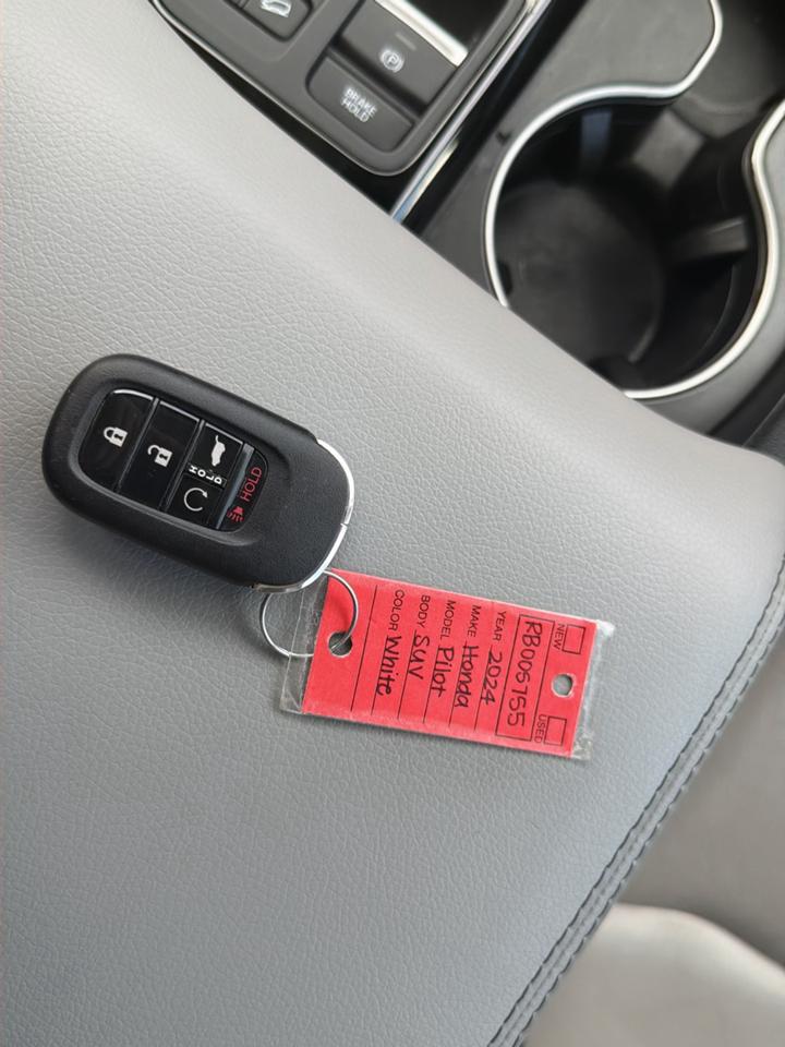 Honda Pilot Touring AWD 2024