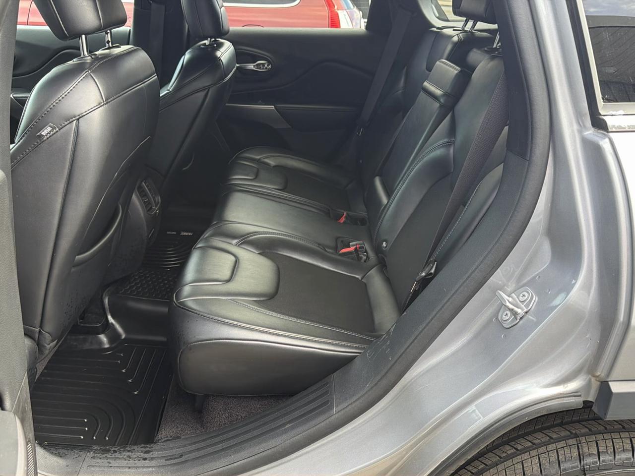 Jeep Cherokee Latitude Plus 4x4 2019