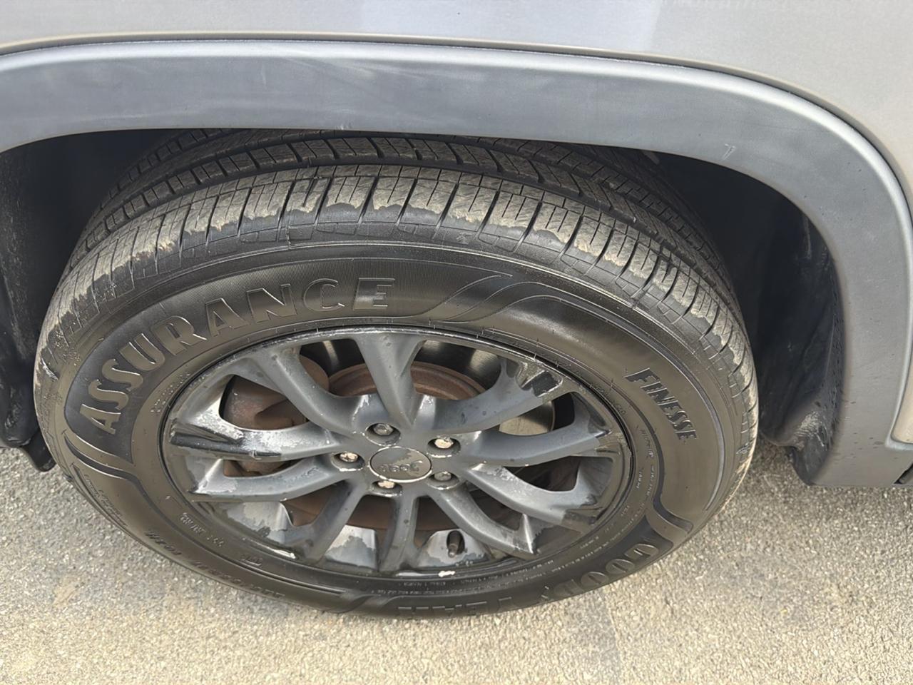 Jeep Cherokee Latitude Plus 4x4 2019