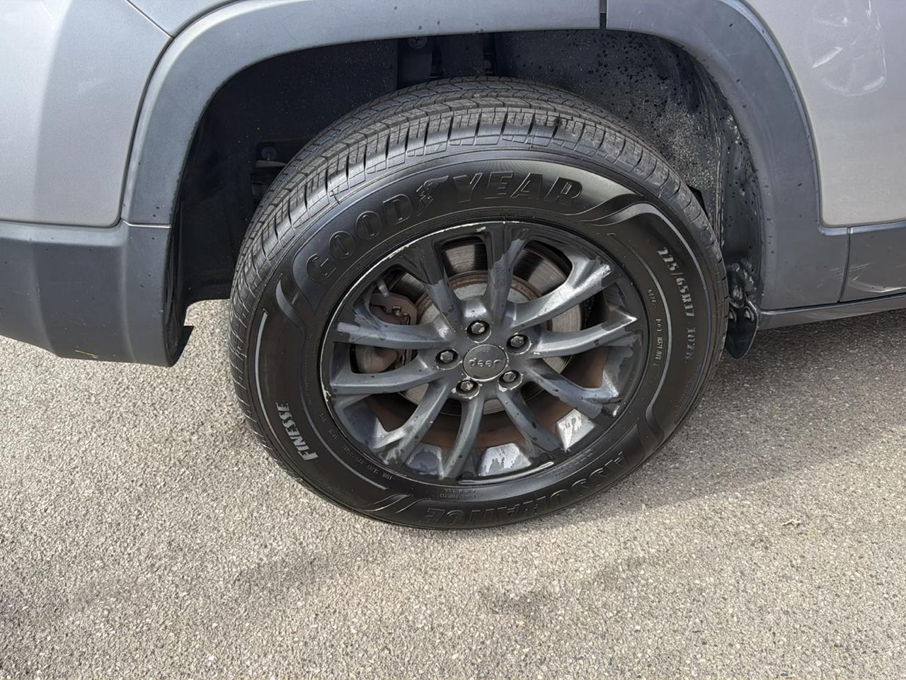 Jeep Cherokee Latitude Plus 4x4 2019