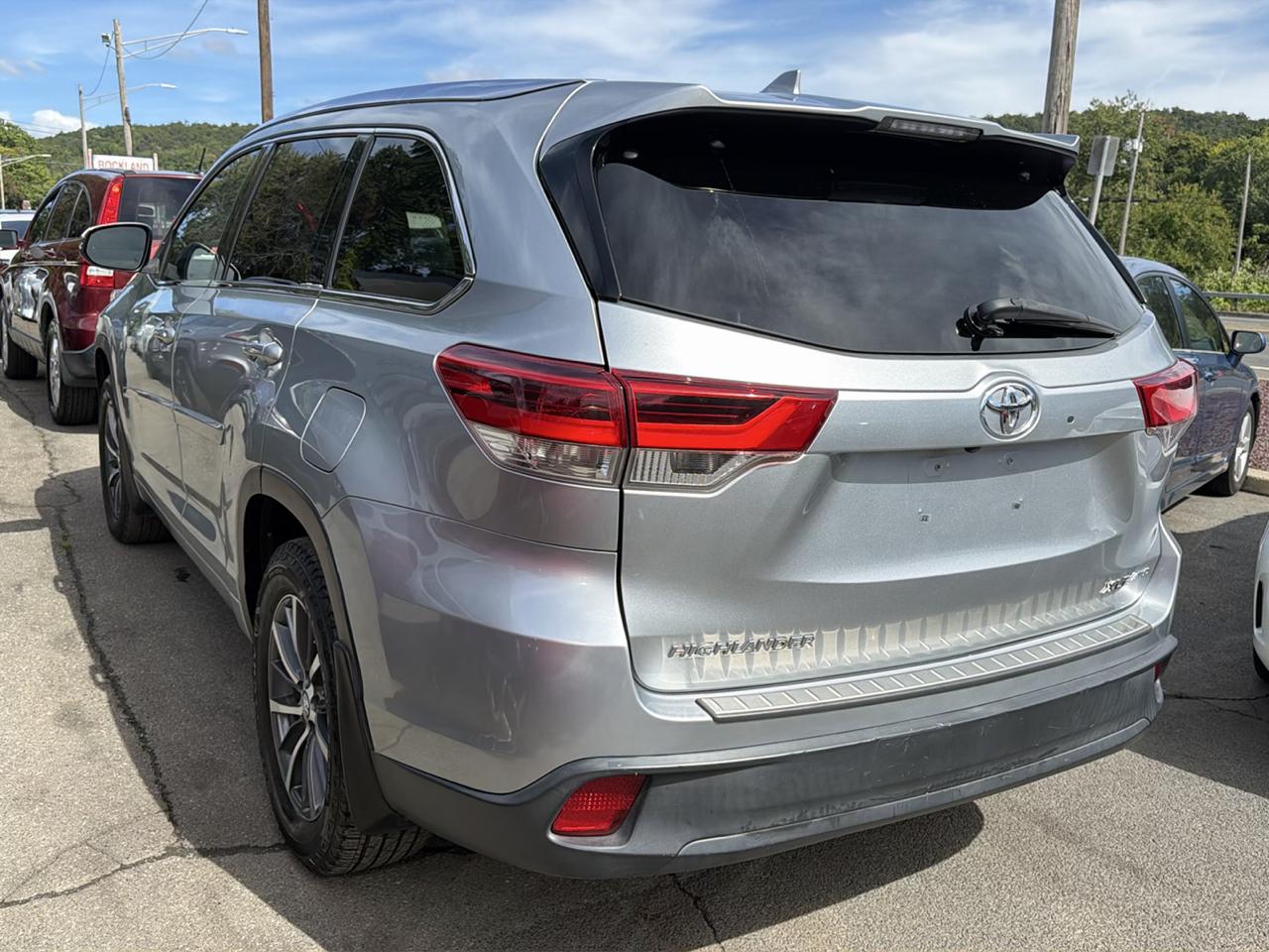 Toyota Highlander XLE V6 AWD (Natl) 2017