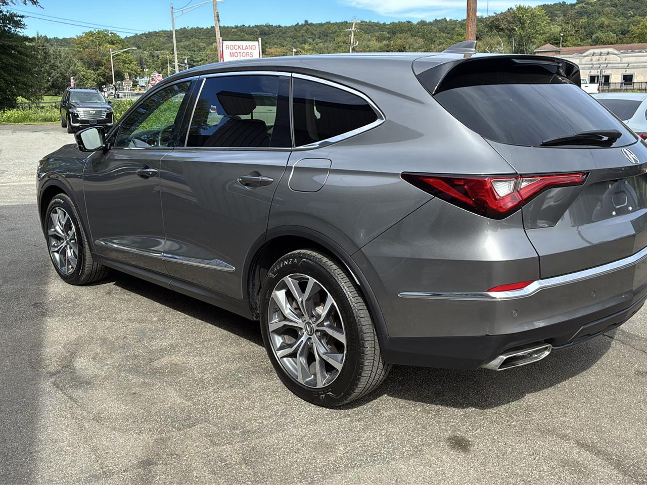 Acura MDX SH-AWD w/Technology Package 2024