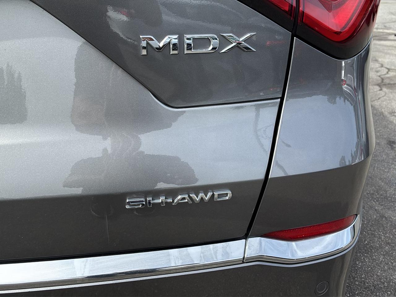 Acura MDX SH-AWD w/Technology Package 2024