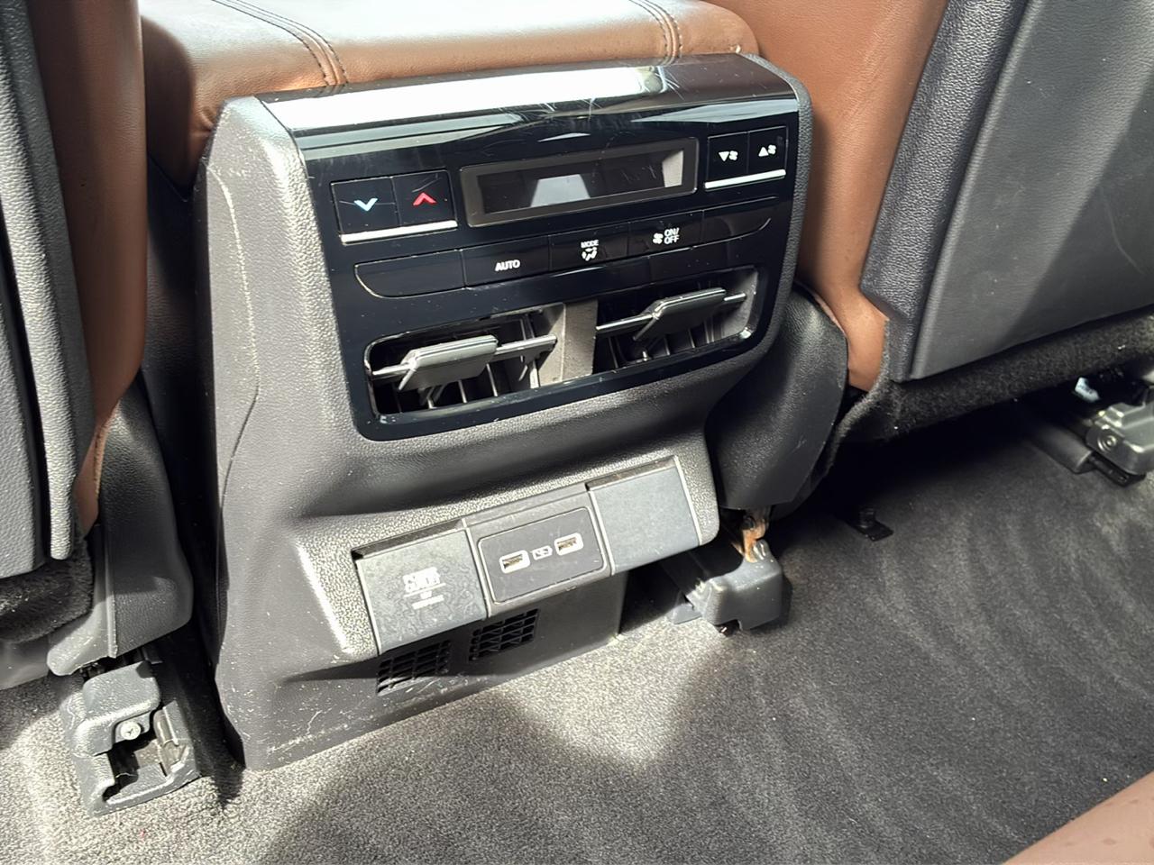 Acura MDX SH-AWD w/Technology Package 2024