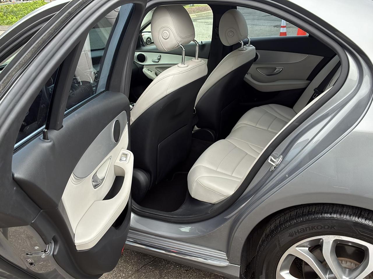 Mercedes-Benz C-Class 4dr Sdn C 300 RWD 2015