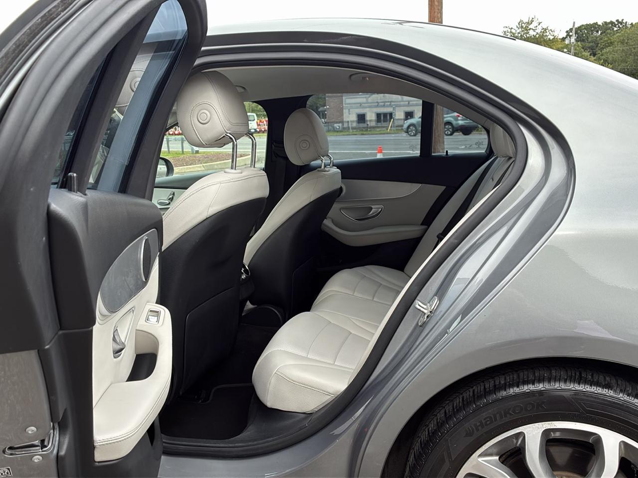 Mercedes-Benz C-Class 4dr Sdn C 300 RWD 2015
