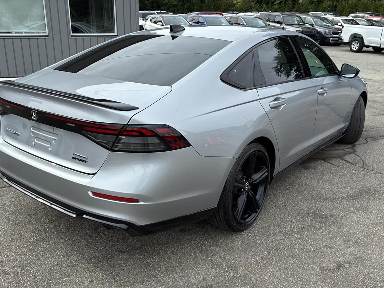 Honda Accord Hybrid Sport-L Sedan 2023