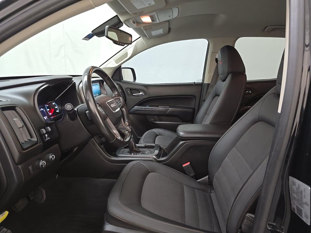 GMC Canyon 4WD Crew Cab 128" AT4 w/Cloth 2022