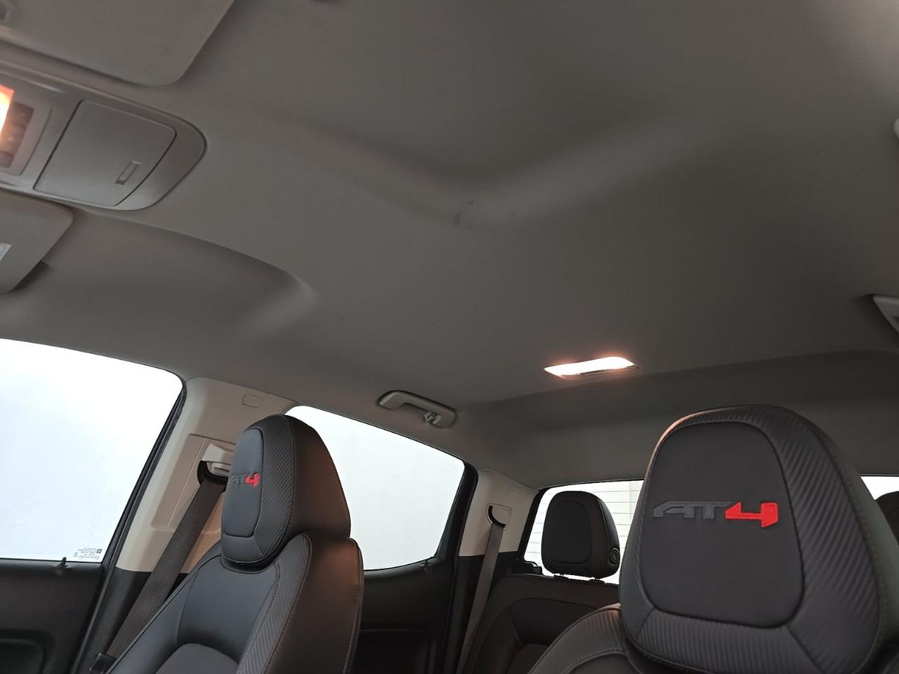 GMC Canyon 4WD Crew Cab 128" AT4 w/Cloth 2022