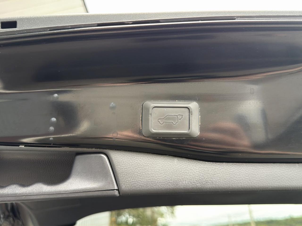 Toyota RAV4 XLE AWD (Natl) 2025