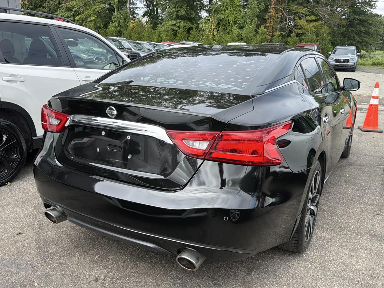 Nissan Maxima SV 3.5L 2017