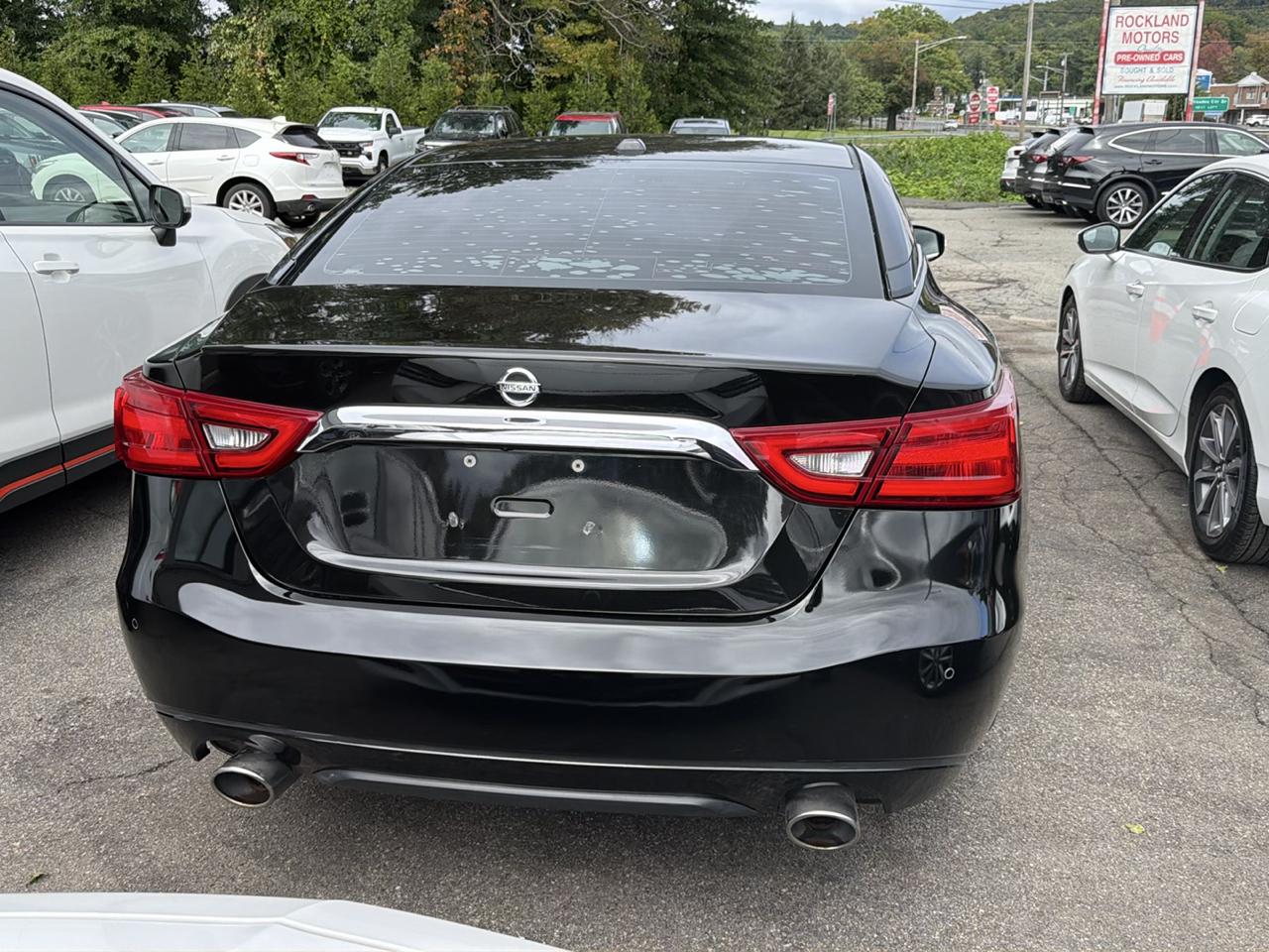 Nissan Maxima SV 3.5L 2017