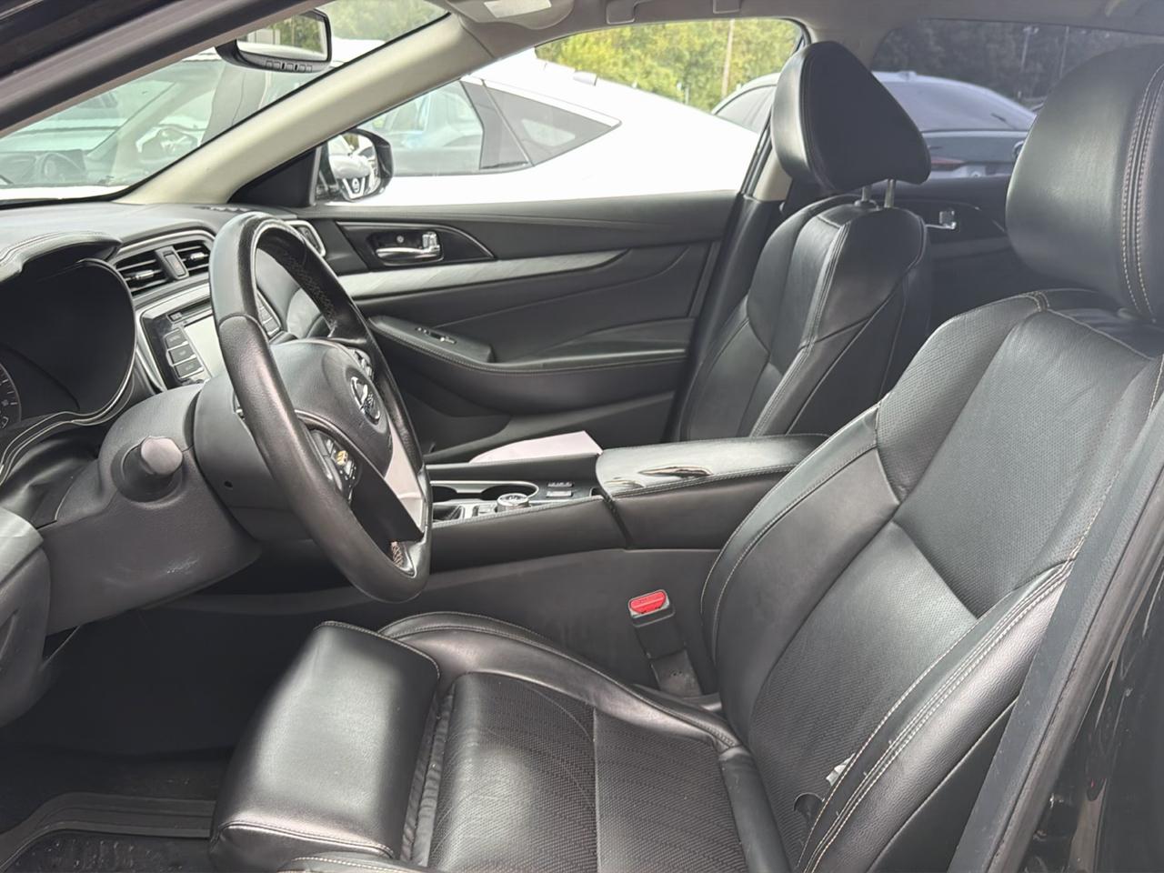 Nissan Maxima SV 3.5L 2017