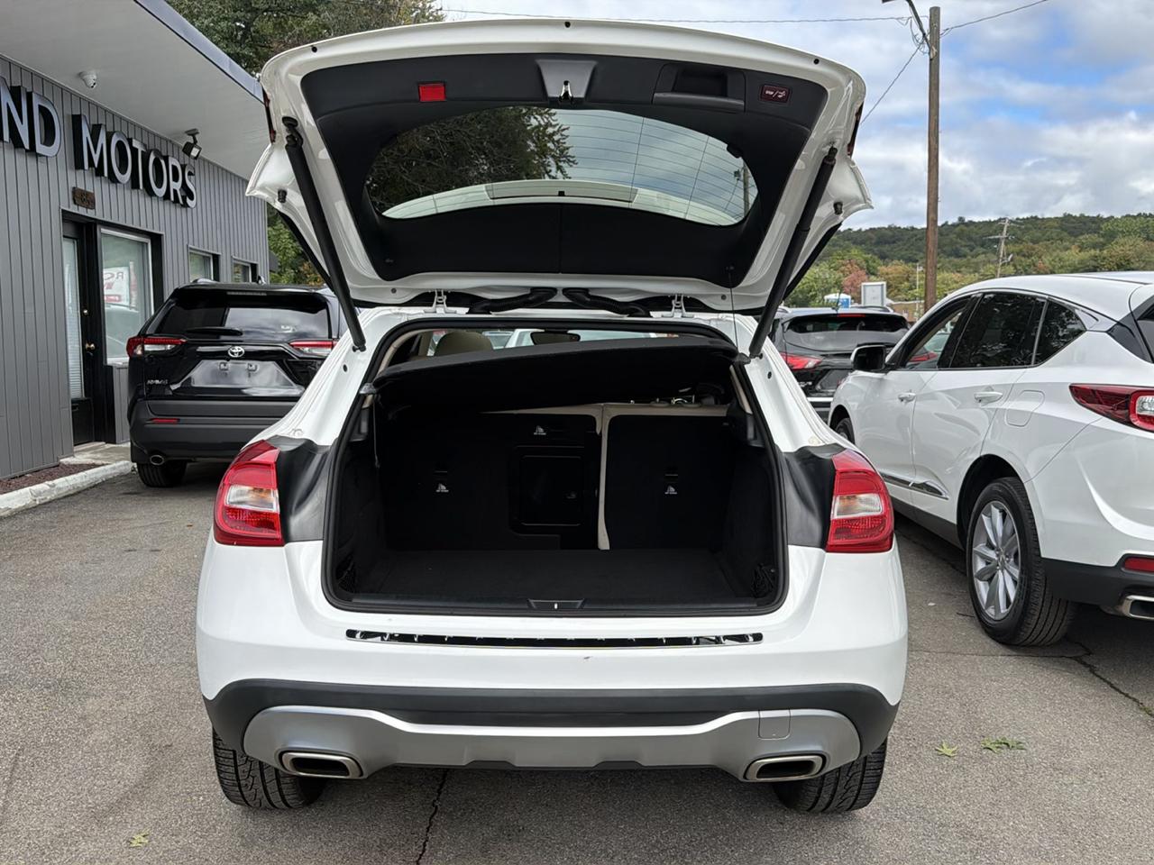 Mercedes-Benz GLA GLA 250 4MATIC SUV 2019
