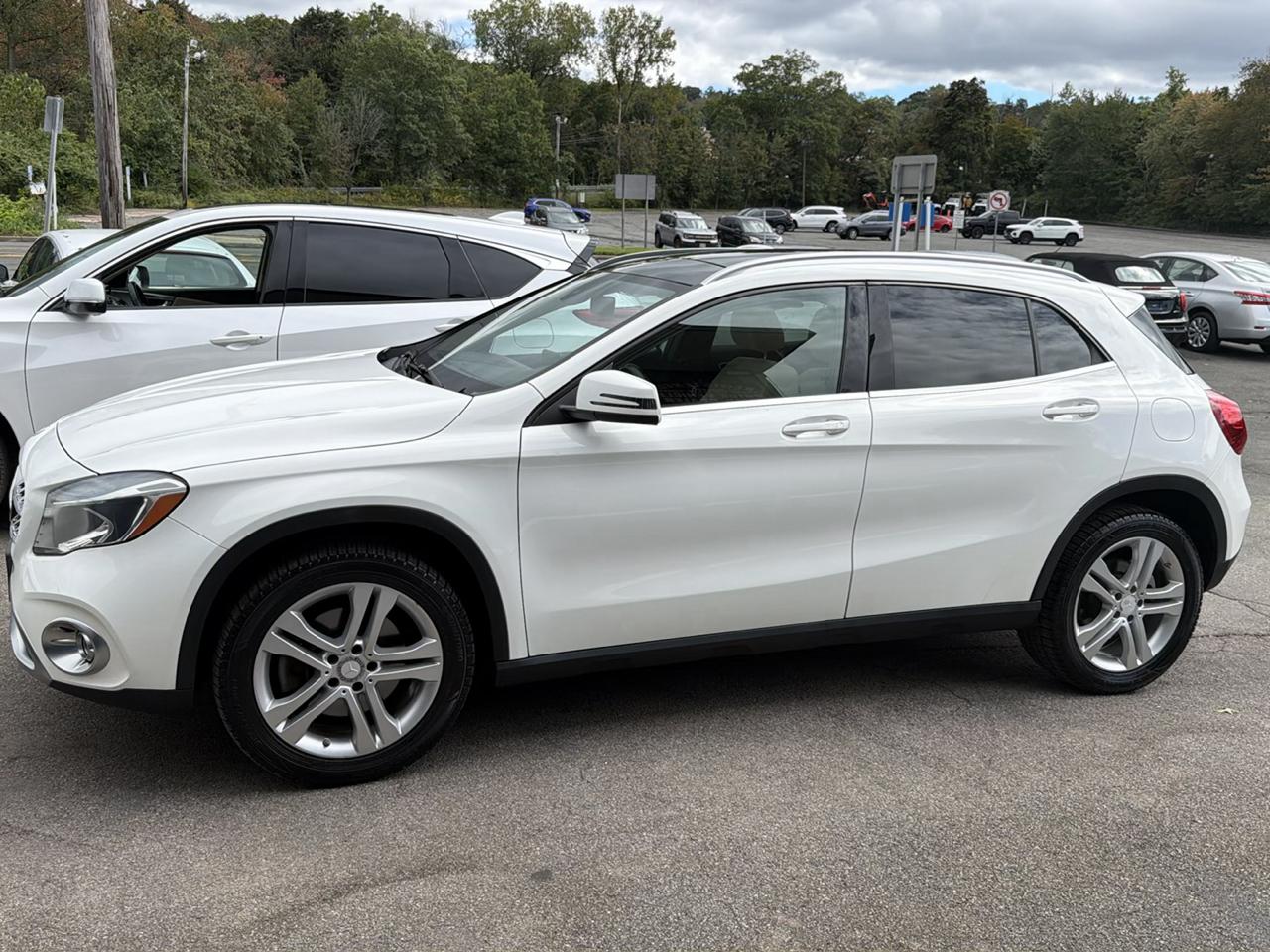 Mercedes-Benz GLA GLA 250 4MATIC SUV 2019