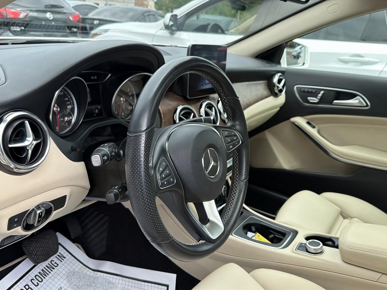 Mercedes-Benz GLA GLA 250 4MATIC SUV 2019