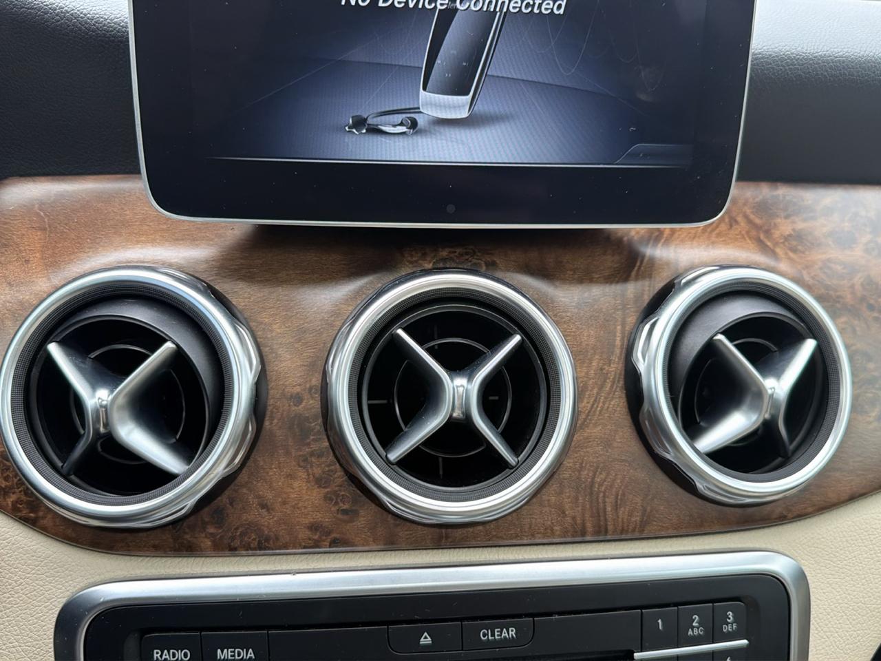 Mercedes-Benz GLA GLA 250 4MATIC SUV 2019