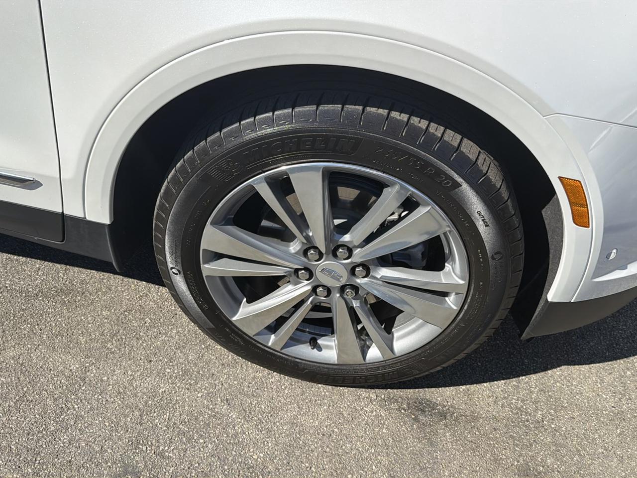 Cadillac XT5 AWD 4dr Premium Luxury 2024
