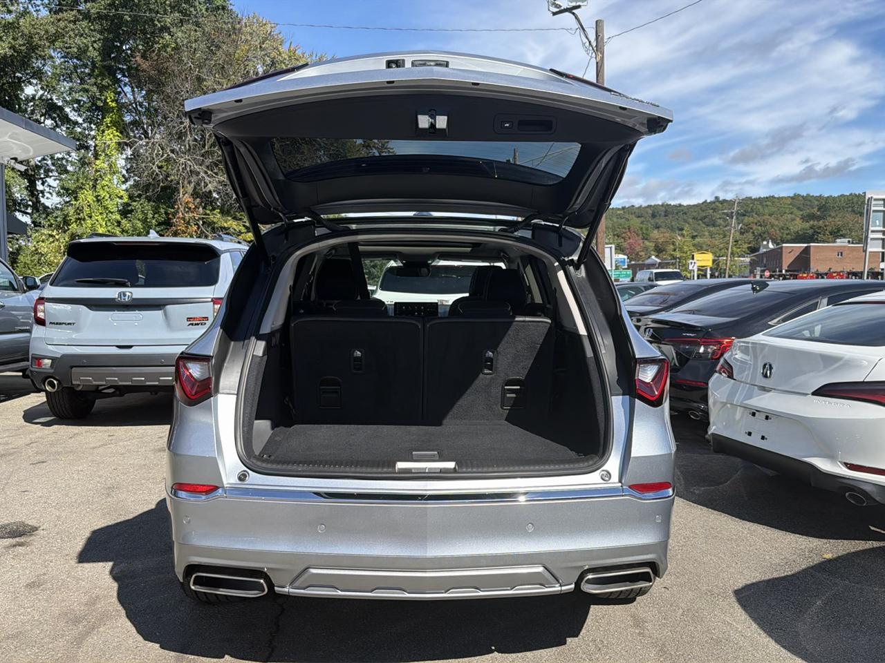 Acura MDX SH-AWD w/Advance Package 2026
