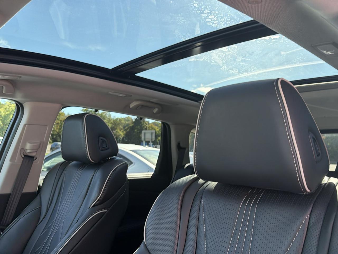 Acura MDX SH-AWD w/Advance Package 2026