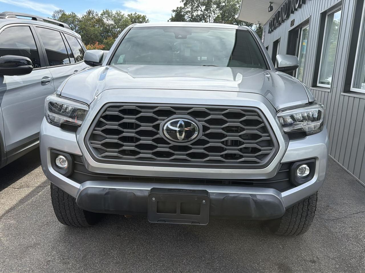 Toyota Tacoma 4WD TRD Off Road Double Cab 5' Bed V6 MT (Natl) 2022