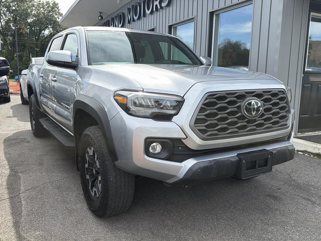 Toyota Tacoma 4WD TRD Off Road Double Cab 5' Bed V6 MT (Natl) 2022
