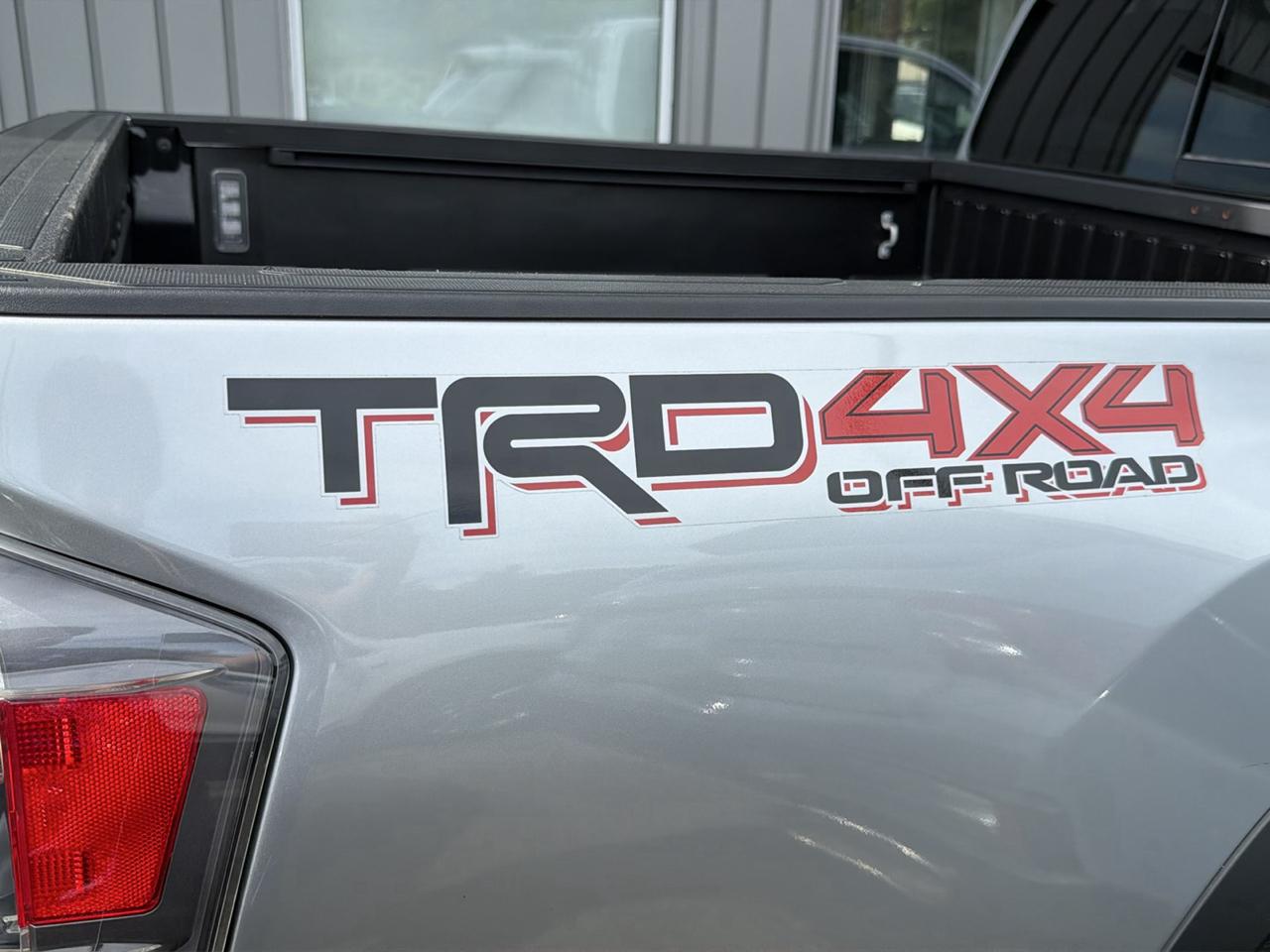 Toyota Tacoma 4WD TRD Off Road Double Cab 5' Bed V6 MT (Natl) 2022