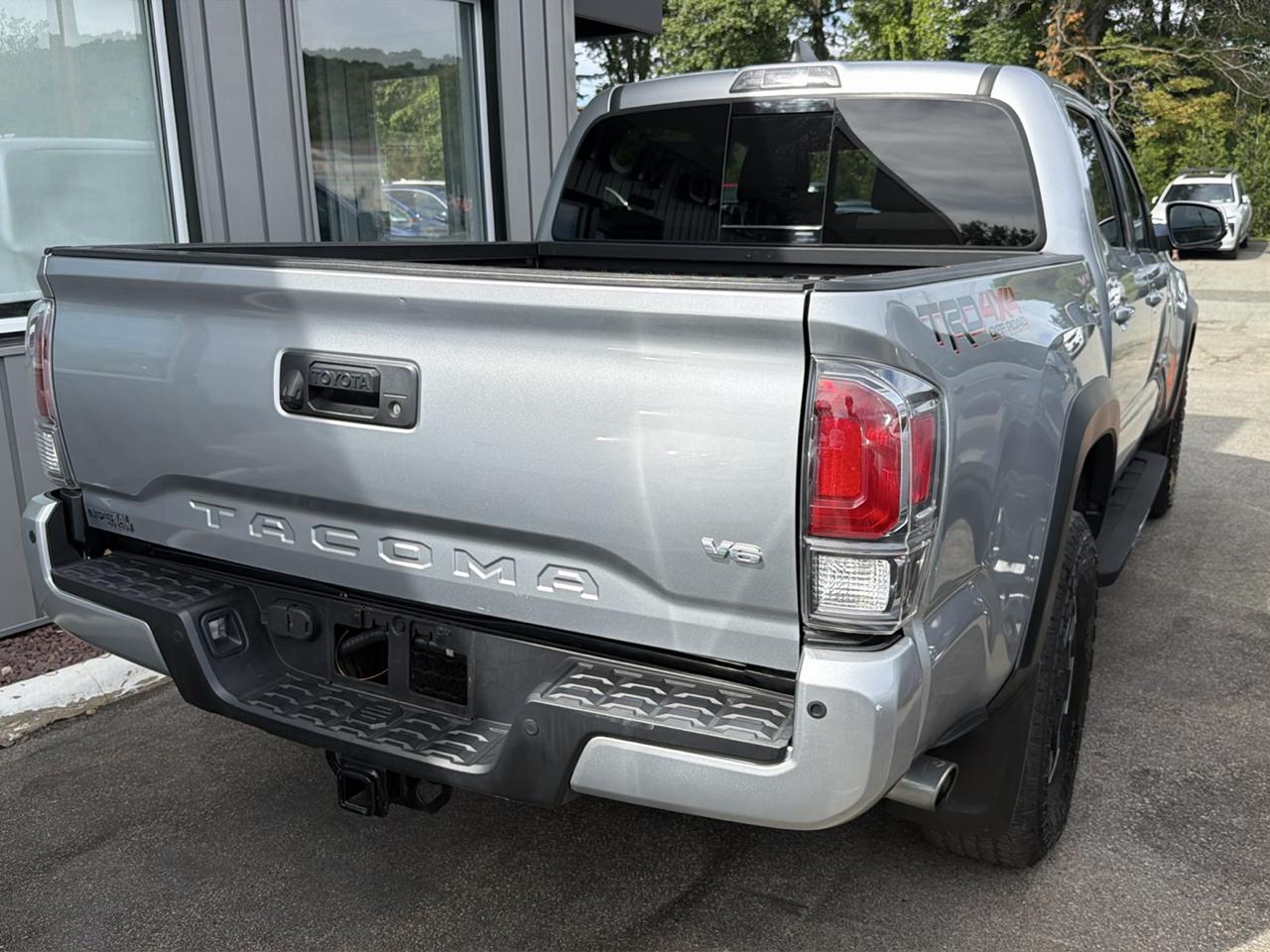 Toyota Tacoma 4WD TRD Off Road Double Cab 5' Bed V6 MT (Natl) 2022