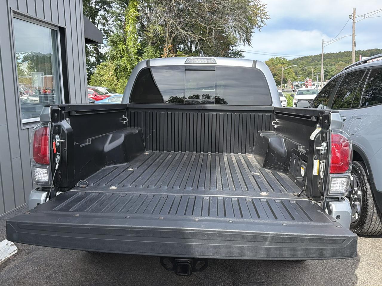 Toyota Tacoma 4WD TRD Off Road Double Cab 5' Bed V6 MT (Natl) 2022